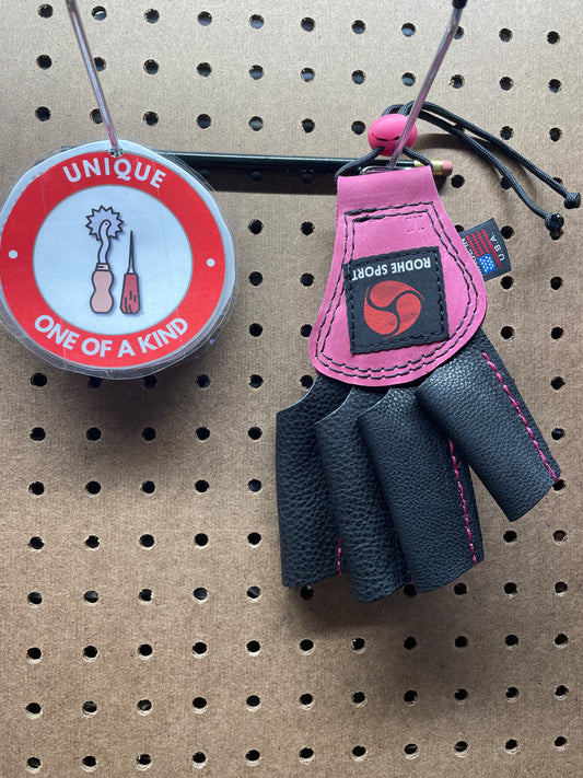 OTW Medium Classic Pink Phoenix Hammer Glove for LH, 656