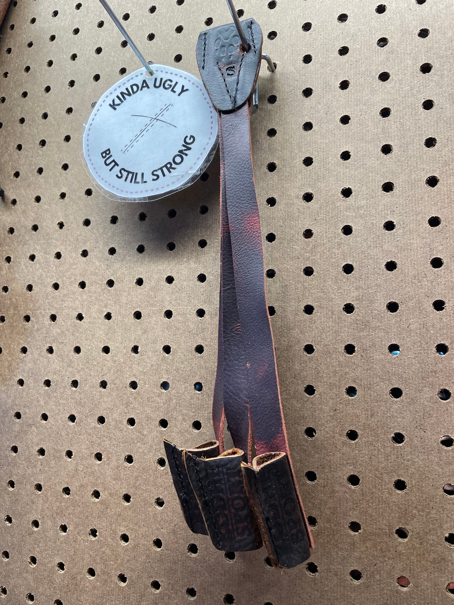 OFF THE WALL - Small Dragon Fingers Wolf Paw Design