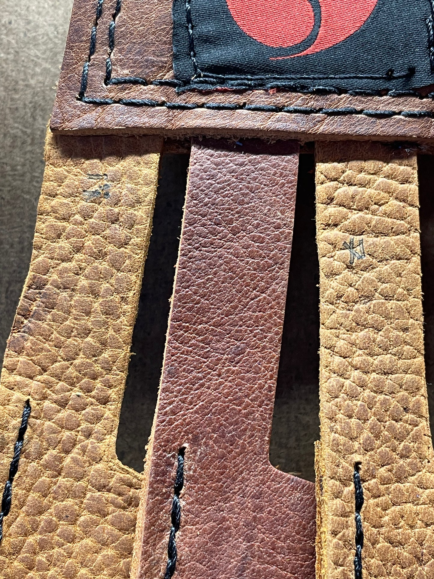 OFF THE WALL - XL Eagle Glove for left hand